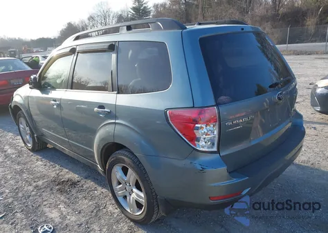2010 Subaru Forester 2.5X Premium z USA, uszkodzony, nr VIN JF2SH6CC9AH792924